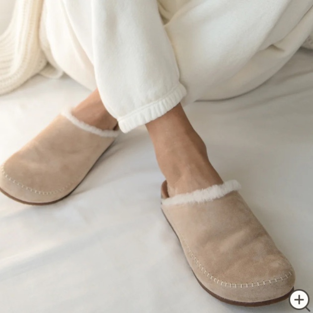 Jenni Kayne suede shearling lined moc clog. Size 41.